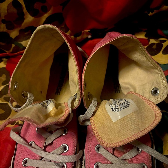 Converse Bubble Gum Pink Hi-top Chucks - Picture 7 of 11